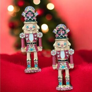 Nutcracker Earrings Rhinestone gold tone new